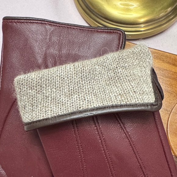 Elegant Burgundy Leather Gloves SIZE SMALL new - Picture 5 of 6